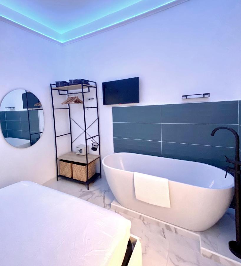 The Apartment Порто-Санто-Стефано Екстер'єр фото